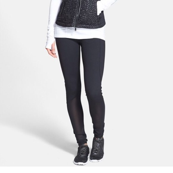 Black Zella Leggings W/ Mesh Detailing Size Small - Picture 5 of 6